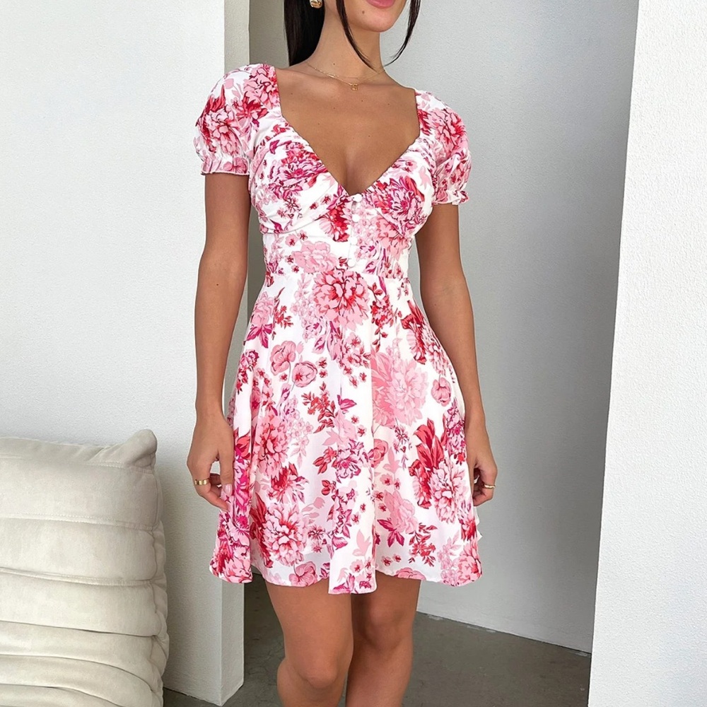 Red & Pink floral mini dress with puff sleeves from That’s So Fetch